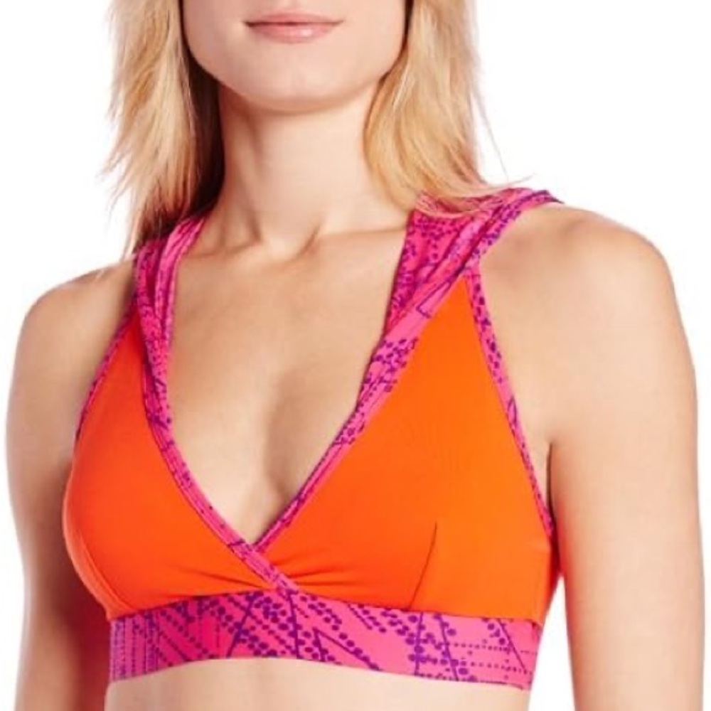 Zumba Fitness Hooded Bra